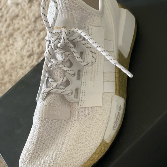 Adidas - Picture 4 of 4